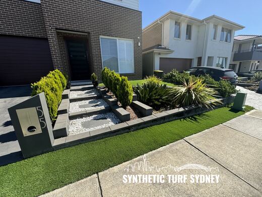 Turf strip around a front garden, laid in Collaroy 40mm synthetic turf