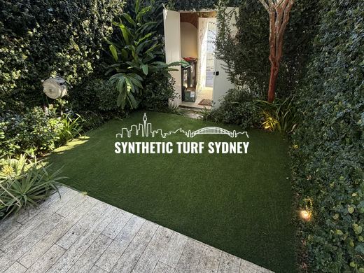Small townhouse courtyard, laid in Collaroy 40mm synthetic turf