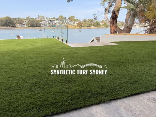Lawn to a waterfront edge, laid in Collaroy 40mm synthetic turf