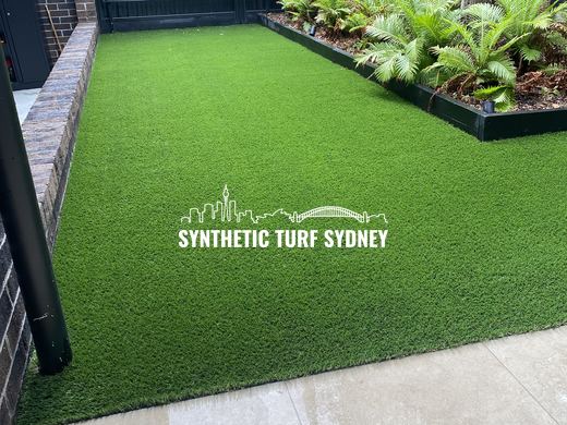 Front lawn beside a driveway, laid in Collaroy 40mm synthetic turf